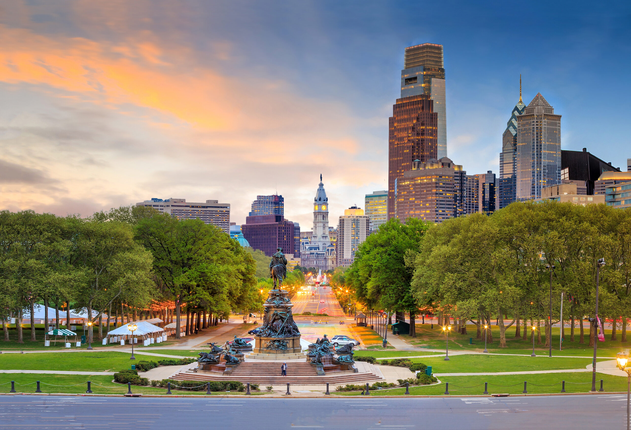 Skyline of Philadelphia, Pennsylvania, at sunset.